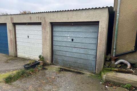 Garage for sale, Garage Moyses Lane