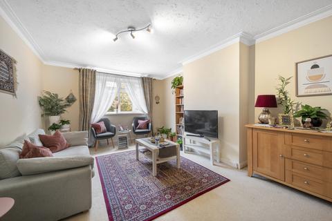 1 bedroom apartment for sale, Bushey Road, London SW20