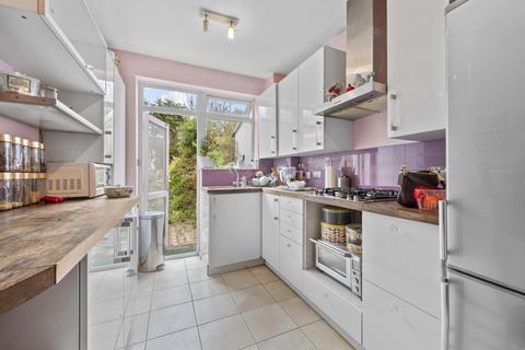 3 bedroom terraced house for sale, Greenway, Raynes Park SW20