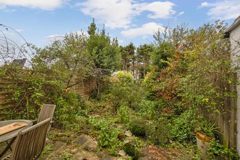 3 bedroom terraced house for sale, Greenway, Raynes Park SW20