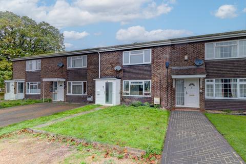 2 bedroom terraced house for sale, Oak Crescent, Buckinghamshire HP12