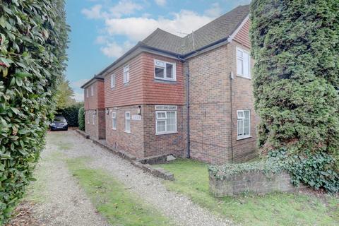 2 bedroom apartment for sale, Desborough Park Road, Buckinghamshire HP12