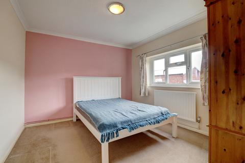 2 bedroom apartment for sale, Desborough Park Road, Buckinghamshire HP12