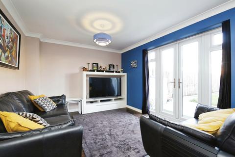 4 bedroom terraced house for sale, Paton Way, Darlington, DL1