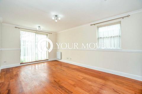 2 bedroom flat to rent, Marlowe Gardens, London SE9