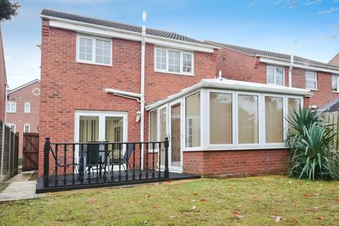 3 bedroom detached house to rent, Lakeside Court, West Yorkshire WF6