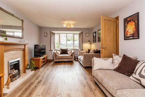 17 Brunlees Drive, Telford, TF3 2NH