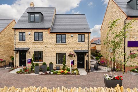 3 bedroom semi-detached house for sale, Byford  - Plot 200 at Weldon Manor, Weldon Manor, Burdock Street NN17