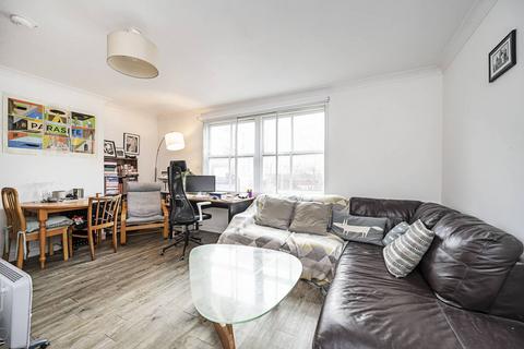 1 bedroom flat to rent, Roman Road, E3, Bow, London, E3