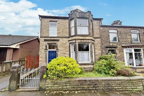 4 bedroom end of terrace house for sale, Scholes Bank, Horwich, BL6