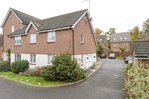 2 bedroom maisonette for sale, Oakhill Chase, Crawley, West Sussex