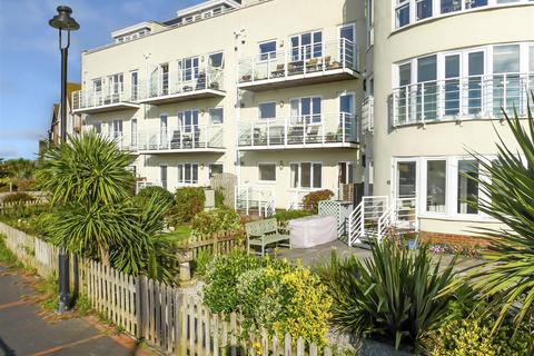 2 bedroom apartment for sale, Mariners Quay, Littlehampton BN17