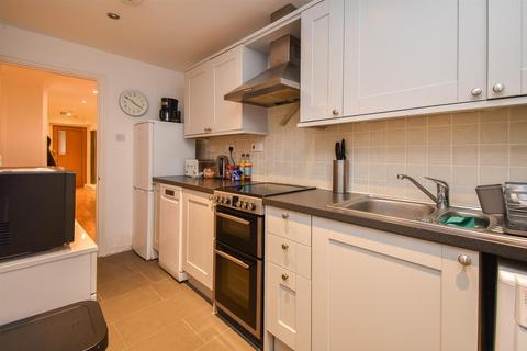 1 bedroom flat for sale, Carisbrooke Road, St. Leonards-On-Sea