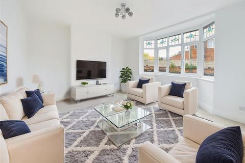 72 Bannerman Road, Nottingham, NG6 9HZ