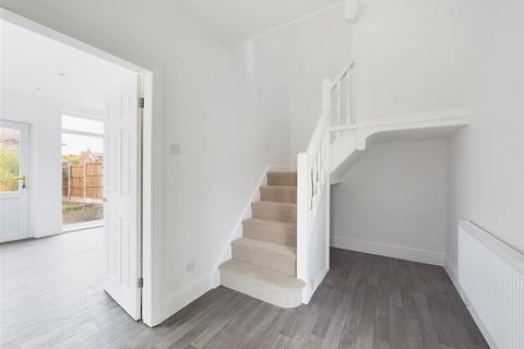 72 Bannerman Road, Nottingham, NG6 9HZ