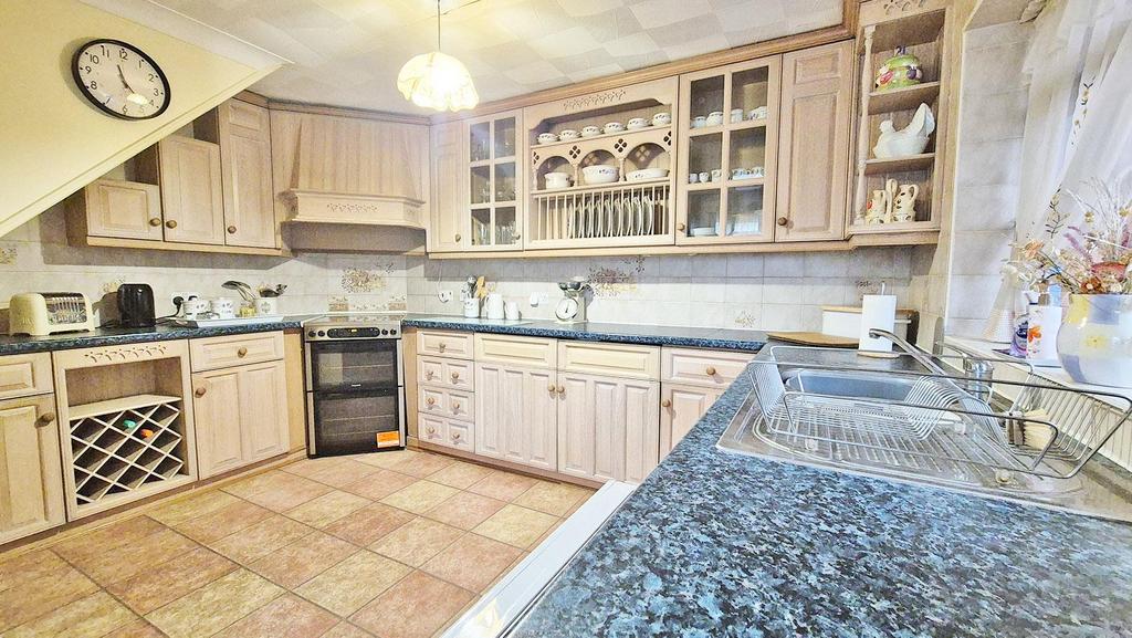 Kitchen/Breakfast Room