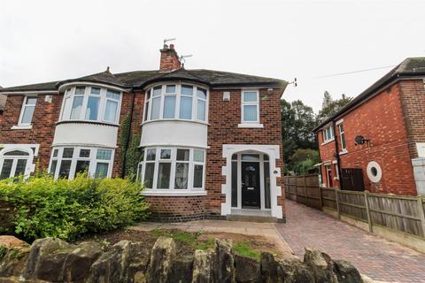 3 bedroom semi-detached house to rent, Costock Avenue, Nottingham