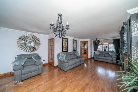 58 Moors Drive, Coven, Wolverhampton, WV9 5EJ