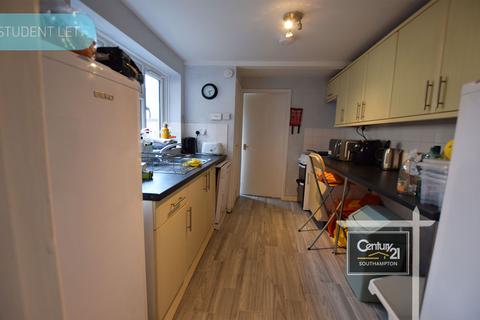 4 bedroom terraced house to rent, Northcote Road, SOUTHAMPTON SO17