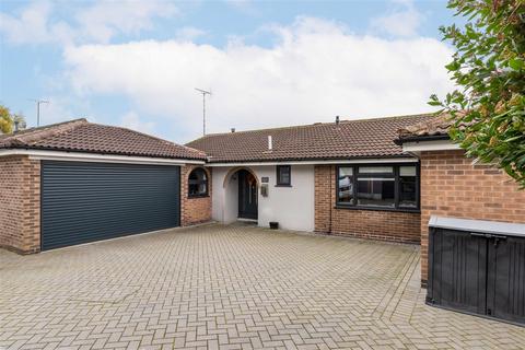 4 bedroom detached bungalow for sale, School Lane, Derby DE74