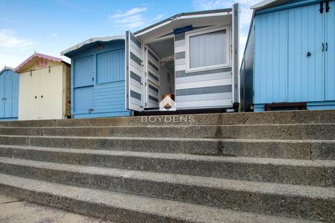 Chalet for sale, Southcliff, Walton on the Naze CO14