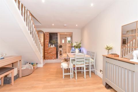 2 bedroom terraced house for sale, Shalmsford Street, Chartham, Canterbury, Kent