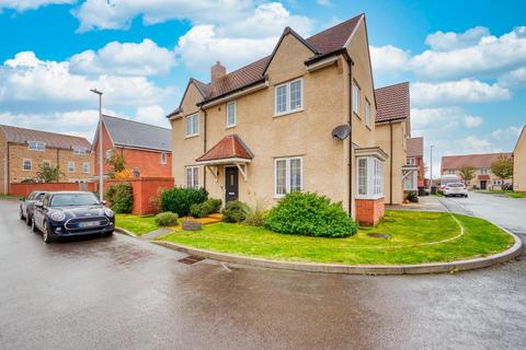 3 bedroom detached house for sale, Detached three bedroom home, offered to the market with no onward chain and located on Chestnut Park in Yatton Village