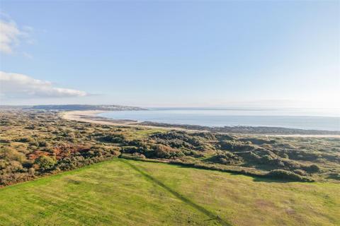 3 bedroom detached house for sale, Cypress Gardens, Porthcawl, Bridgend County Borough, CF36 5BZ