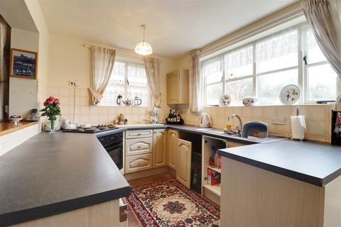 2 bedroom terraced house for sale, Church Street, North Cave