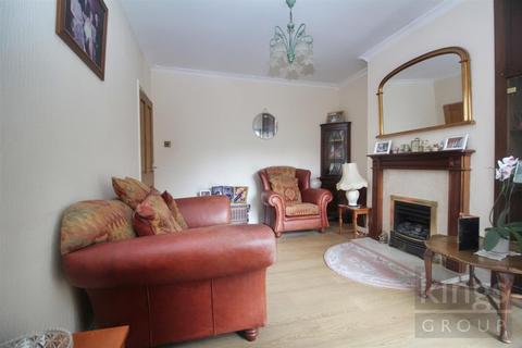42 Swanfield Road, Waltham Cross, EN8 7JR
