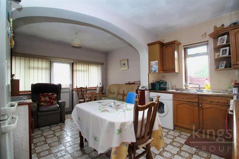 42 Swanfield Road, Waltham Cross, EN8 7JR