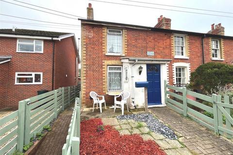 3 bedroom end of terrace house for sale, Blackbridge Road, Freshwater