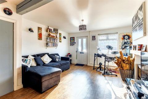 2 bedroom terraced house for sale, The Leys, Evesham