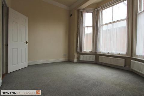 1 bedroom flat to rent, Victoria Park Road, Leicester, LE2