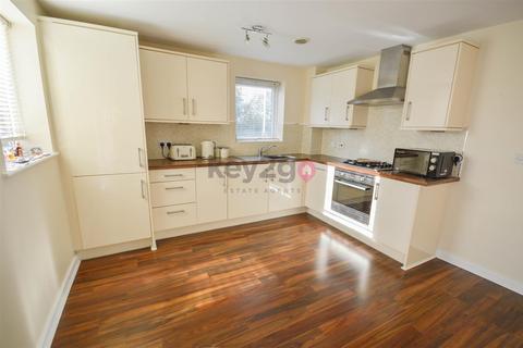 2 bedroom penthouse for sale, Crossland Drive, Sheffield, S12