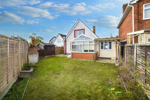 3 bedroom detached house for sale, Canvey Island SS8