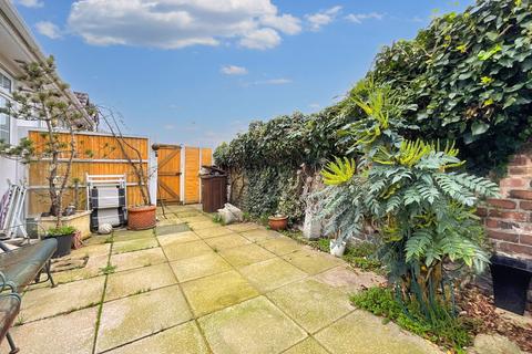 2 bedroom terraced bungalow for sale, Shaws Road, Southport PR8