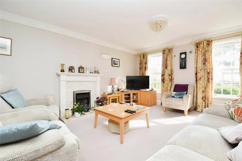 2 bedroom apartment for sale, Golf Road, Felixstowe, Suffolk, IP11