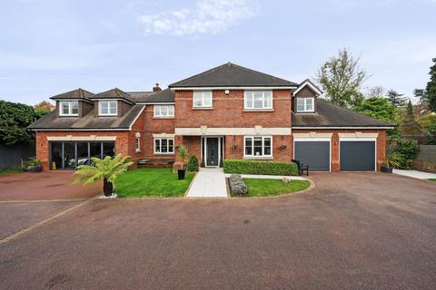 6 bedroom detached house for sale, Hillbury Close, Warlingham CR6