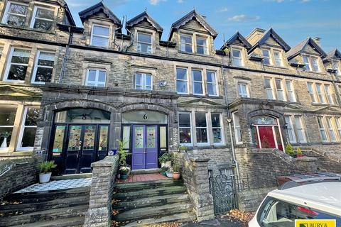 3 bedroom maisonette for sale, St. James Terrace, Buxton