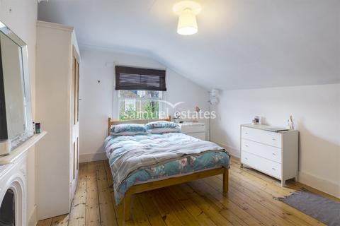 4 bedroom flat to rent, Cautley Avenue, Clapham, London, SW4