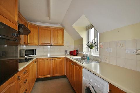 2 bedroom retirement property for sale, Swinbrook Court, Witney, OX28