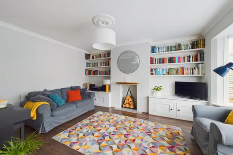 107 Moore Road, Mapperley, Nottingham, NG3 6EJ
