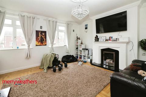 4 bedroom end of terrace house for sale, Byrley Road, Kimberworth Park, Rotherham