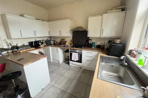 3 bedroom terraced house for sale, Shobnall Road, Burton-On-Trent DE14