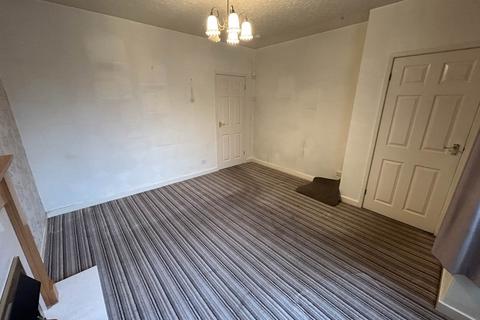 3 bedroom semi-detached house for sale, Oriel Close, Oldham OL9