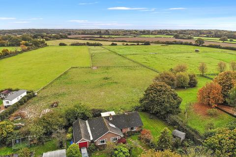 3 bedroom detached bungalow for sale, Ashford TN25