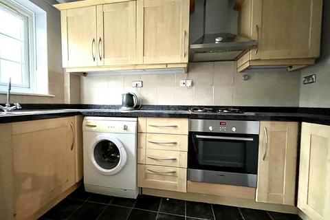 1 bedroom flat to rent, Sopwith Avenue, Chessington, Surrey. KT9 1QE