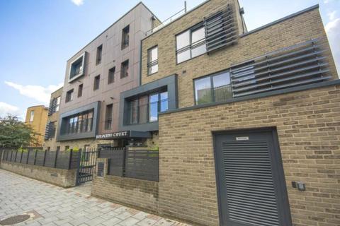 2 bedroom property to rent, The Hyde, London, NW9