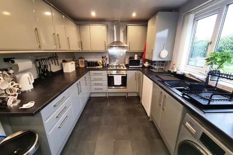 17 Ashurst Avenue, Manchester, M11 4FP